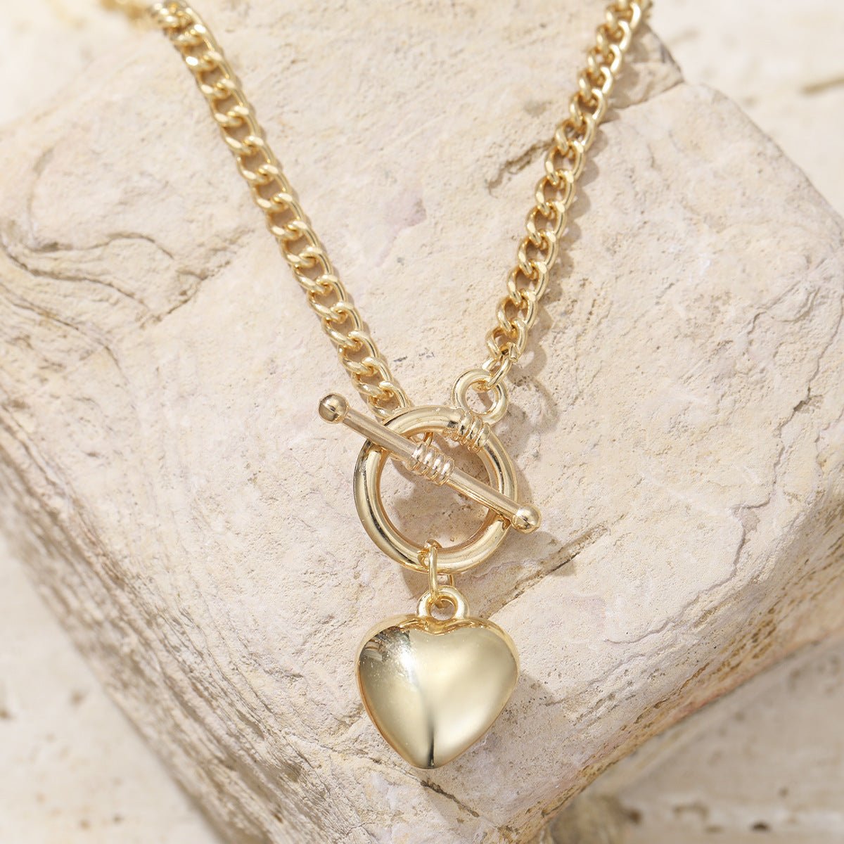 Retro Minimalist Heart Pendant Necklace For Women